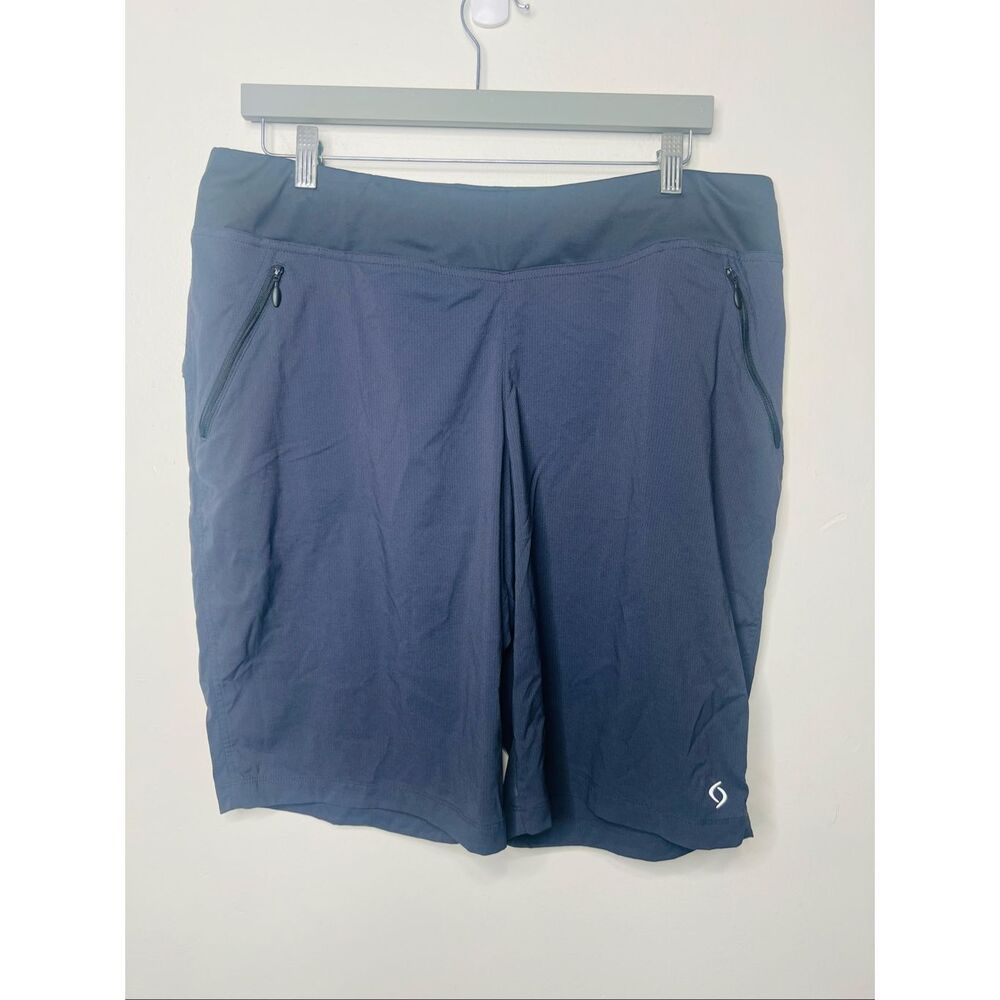 Moving Comfort Gray Active Bermuda Shorts Pockets Sz 1X